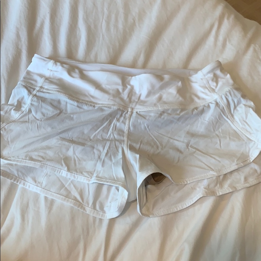 Lululemon speed up shorts 2.5”